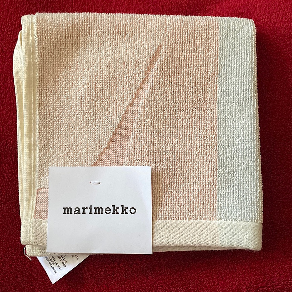 BNWT - washcloth - Marimekko